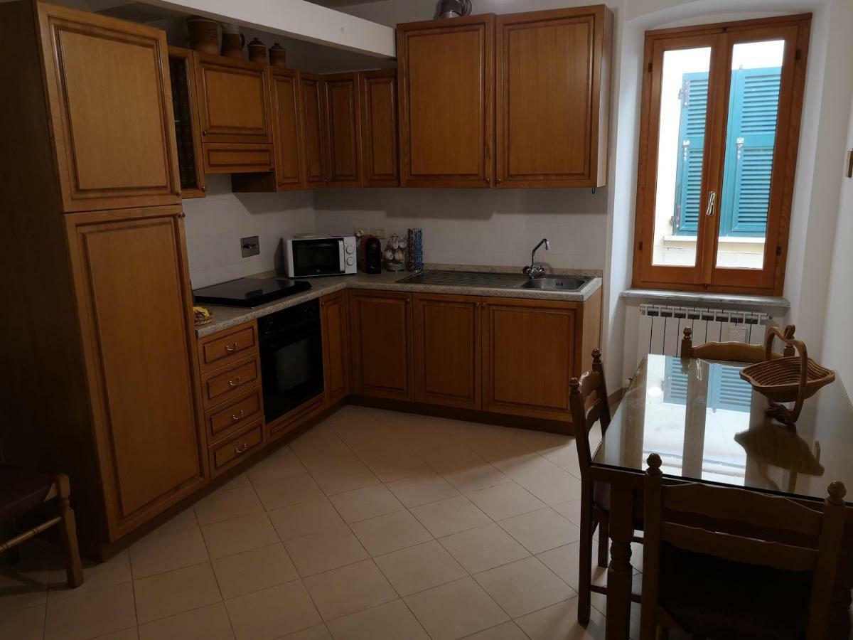 Ca' Dei Nogi - Appartamento A Riomaggiore Buitenkant foto